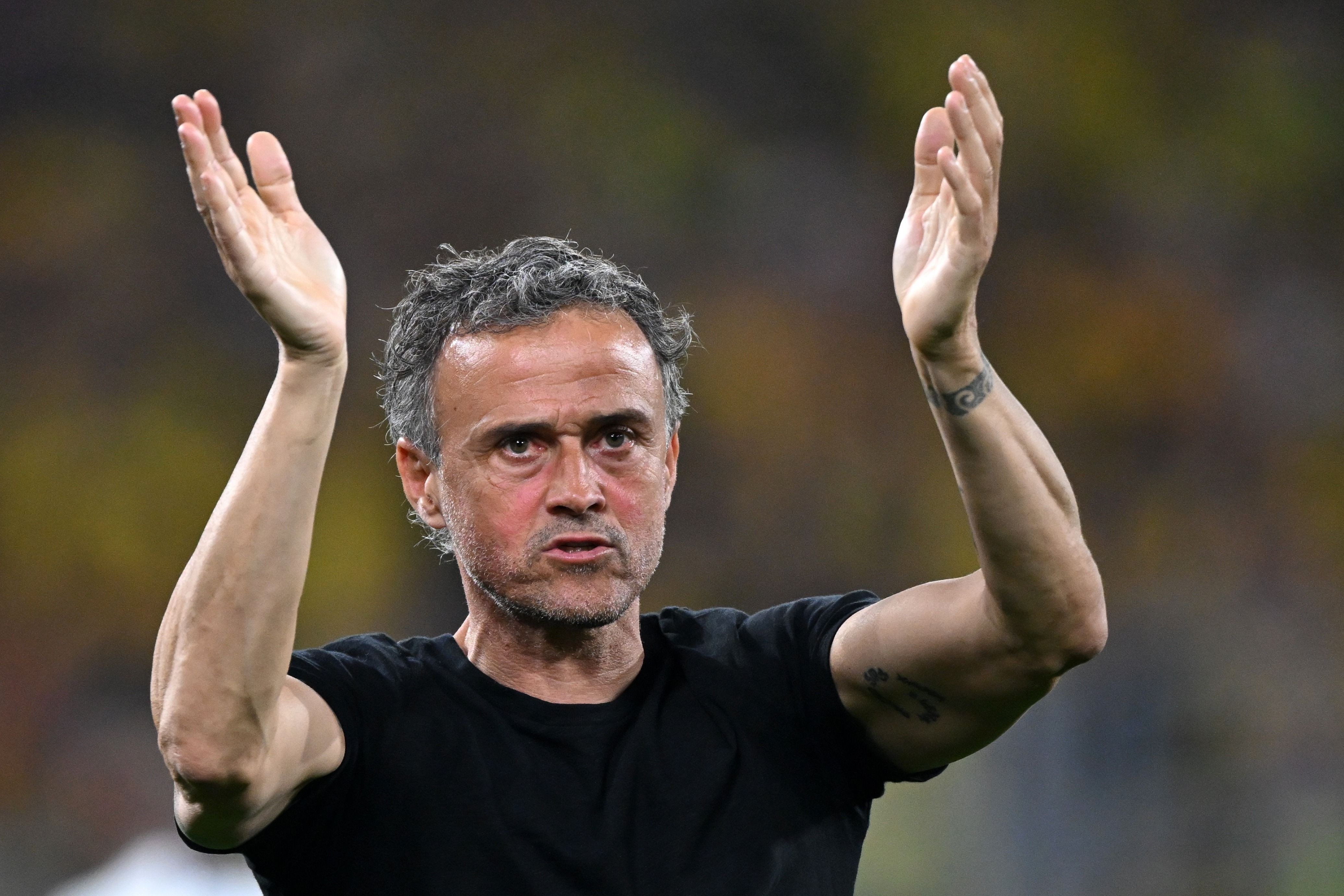 Kolo Muani PSG Luis Enrique a menti en direct ?