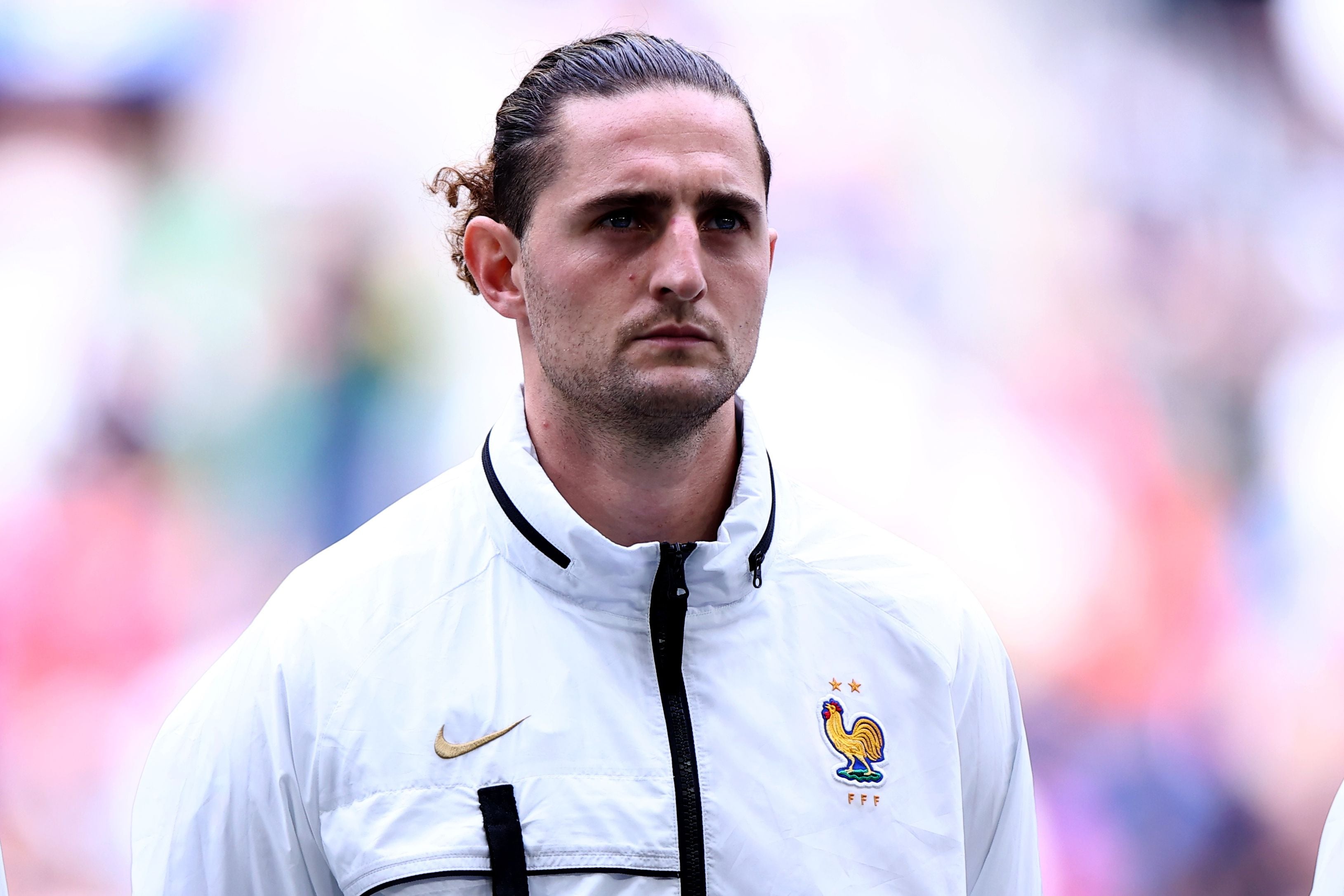 Adrien Rabiot : Le PSG passe à l’action ! - Le10sport.com